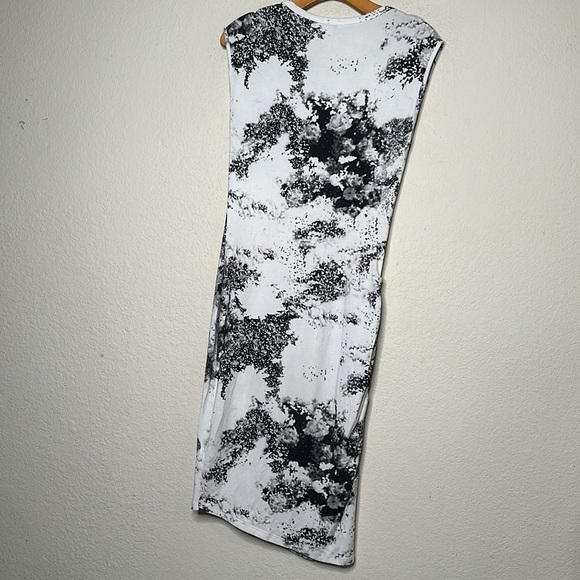 Reiss Gilda Pointelle Printed Day Dress Sheath Beige Gray Size 4 - Picture 12 of 13